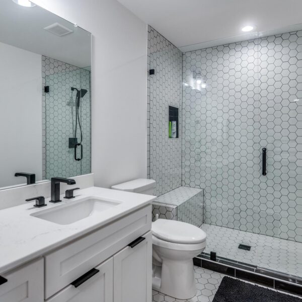Bedroom 4 Bathroom - Secondary Residence